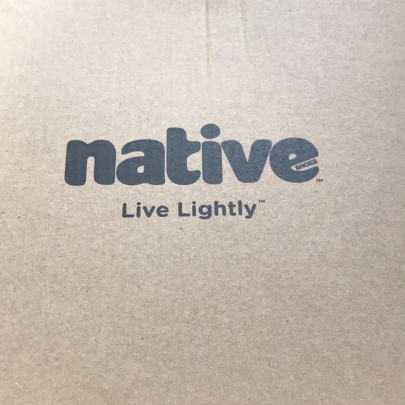 Native Verona Print Jiffy Black Shell White Pickle Foliage Shoes NIB - Picture 8 of 8